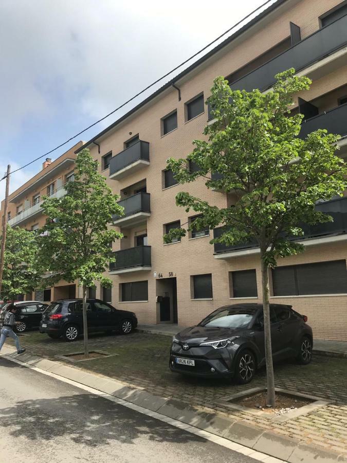 Apartamento Piscina Viena Roses Exterior photo